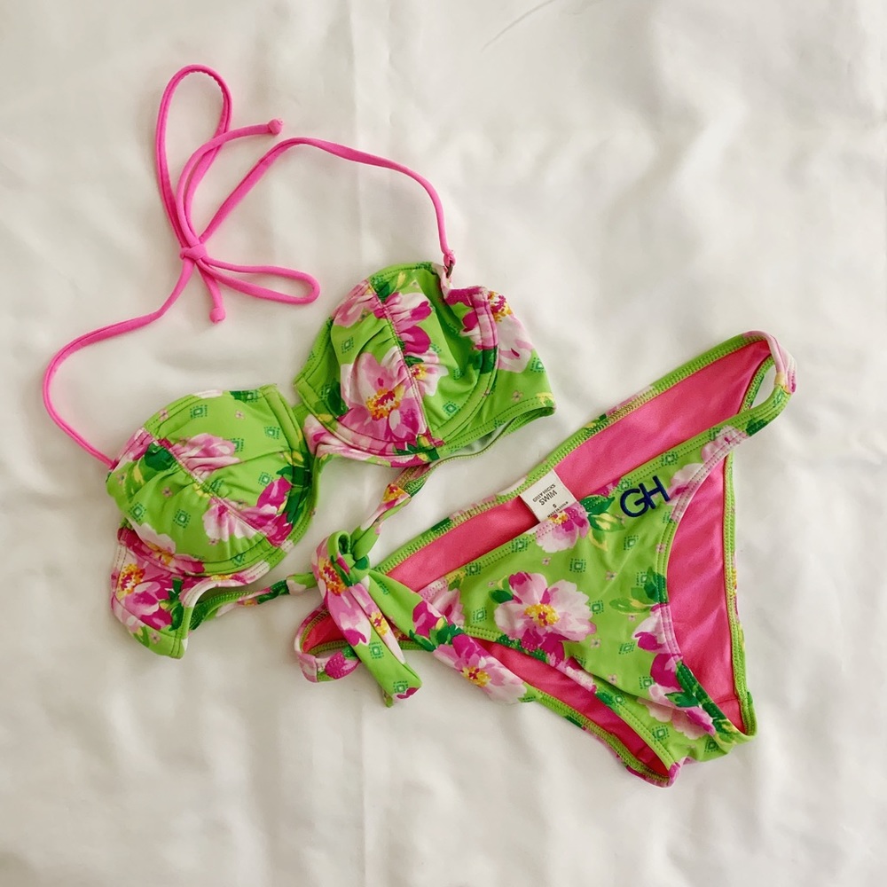 GILLY HICKS 2 Piece Swim Set